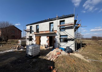 dom na sprzedaż - Jaworze, Ukryta